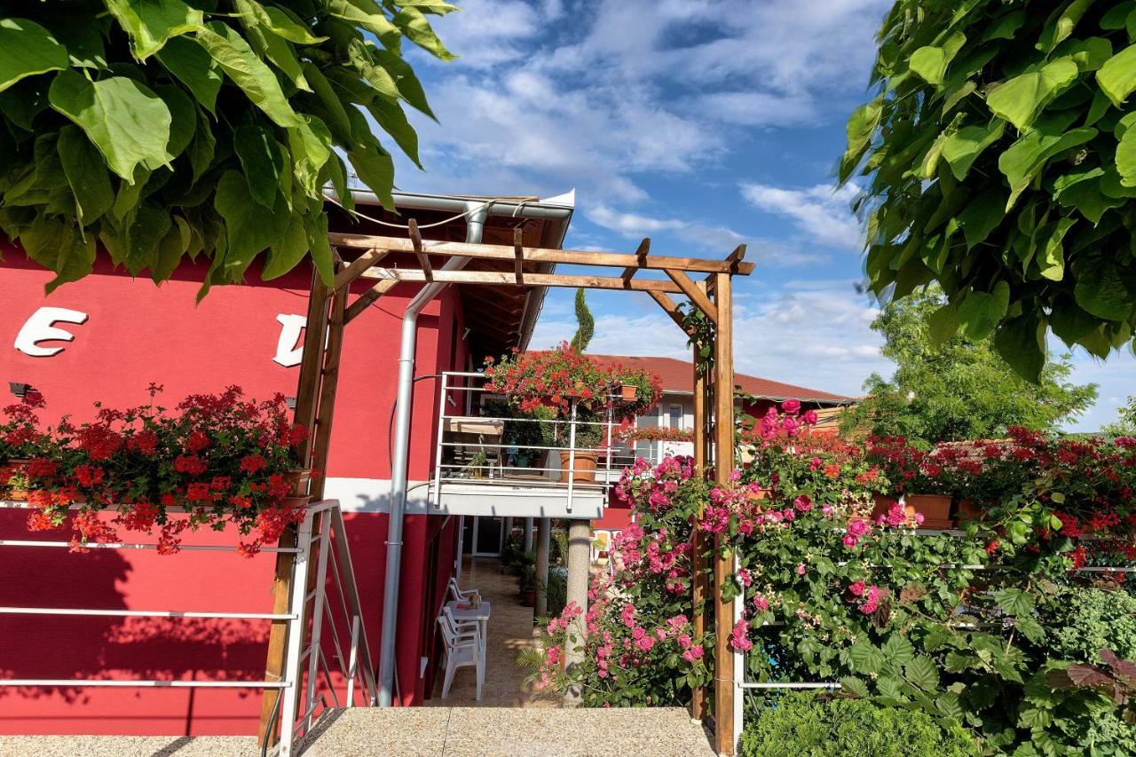 Apartmanovy Dom Red Podhajska Exterior photo