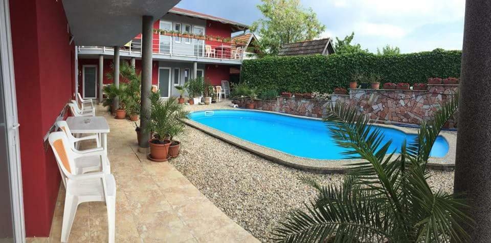 Apartmanovy Dom Red Podhajska Exterior photo